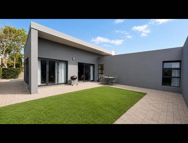 3 BEDROOM HOUSE FOR SALE IN MIDSTREAM RIDGE